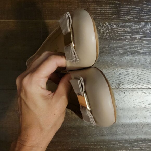 New Bruno Magli Mina Ballet Flats Womens 8.5 Bow Beige Light Academia Luxury - Picture 5 of 8